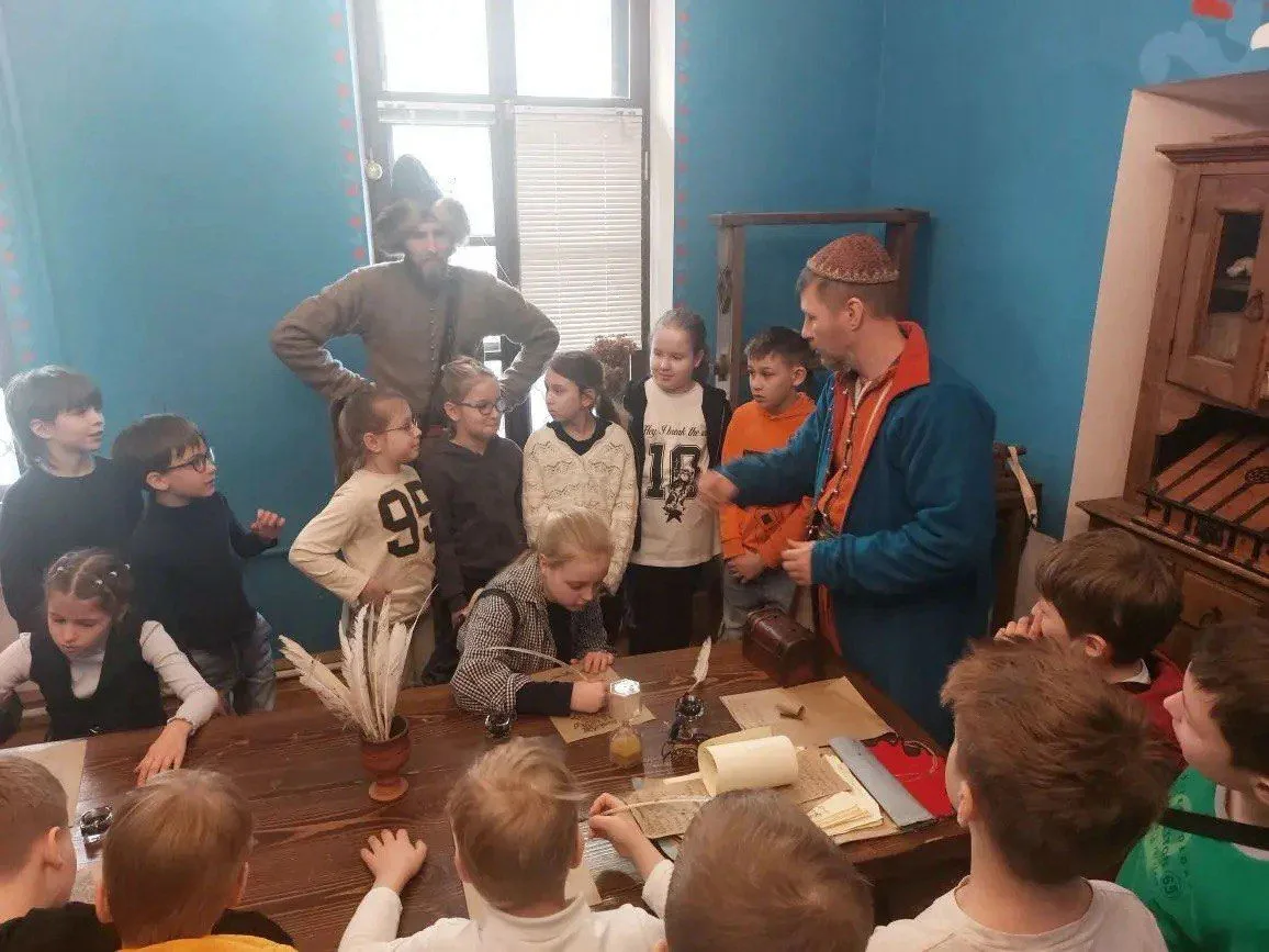 🔎 Сокровища царя Ивана Грозного  В последний день третьей четверти ученики 3 «А» класса вместе со св