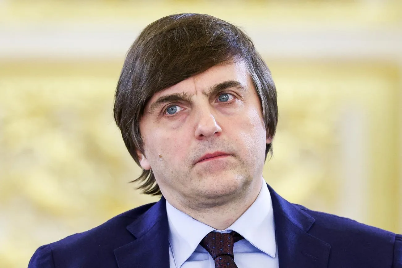 Кравцов: треть учителей в России составляет молодежь