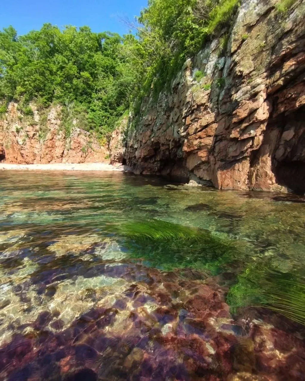 🏝 Остров Шкота, Владивостокский городской округ
#ПриморскийКрай

📌 Остров получил своё название в 