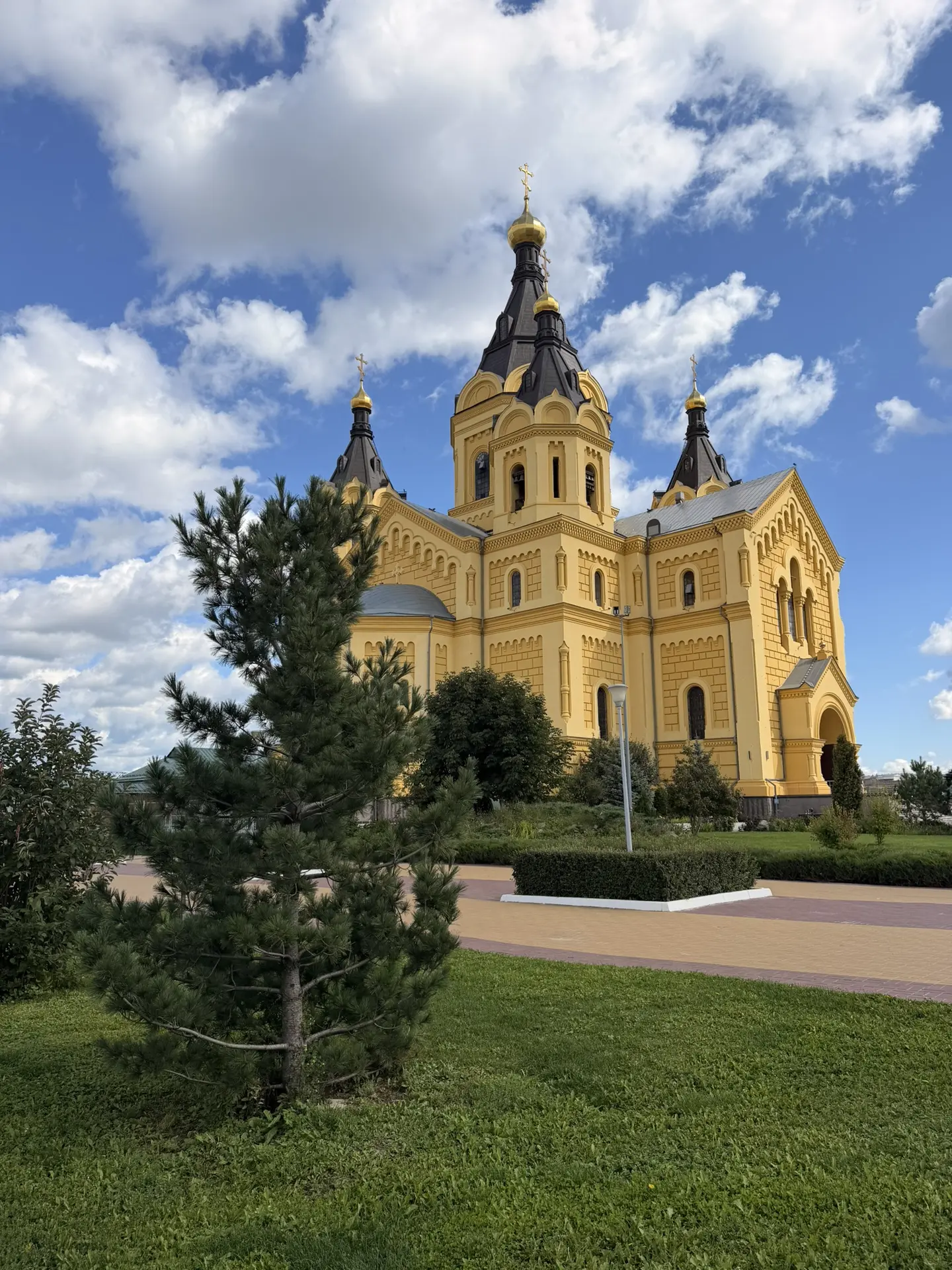 А сегодня мы в городе . Ни за что не догадаетесь по какой причине , рассказываю на перв...