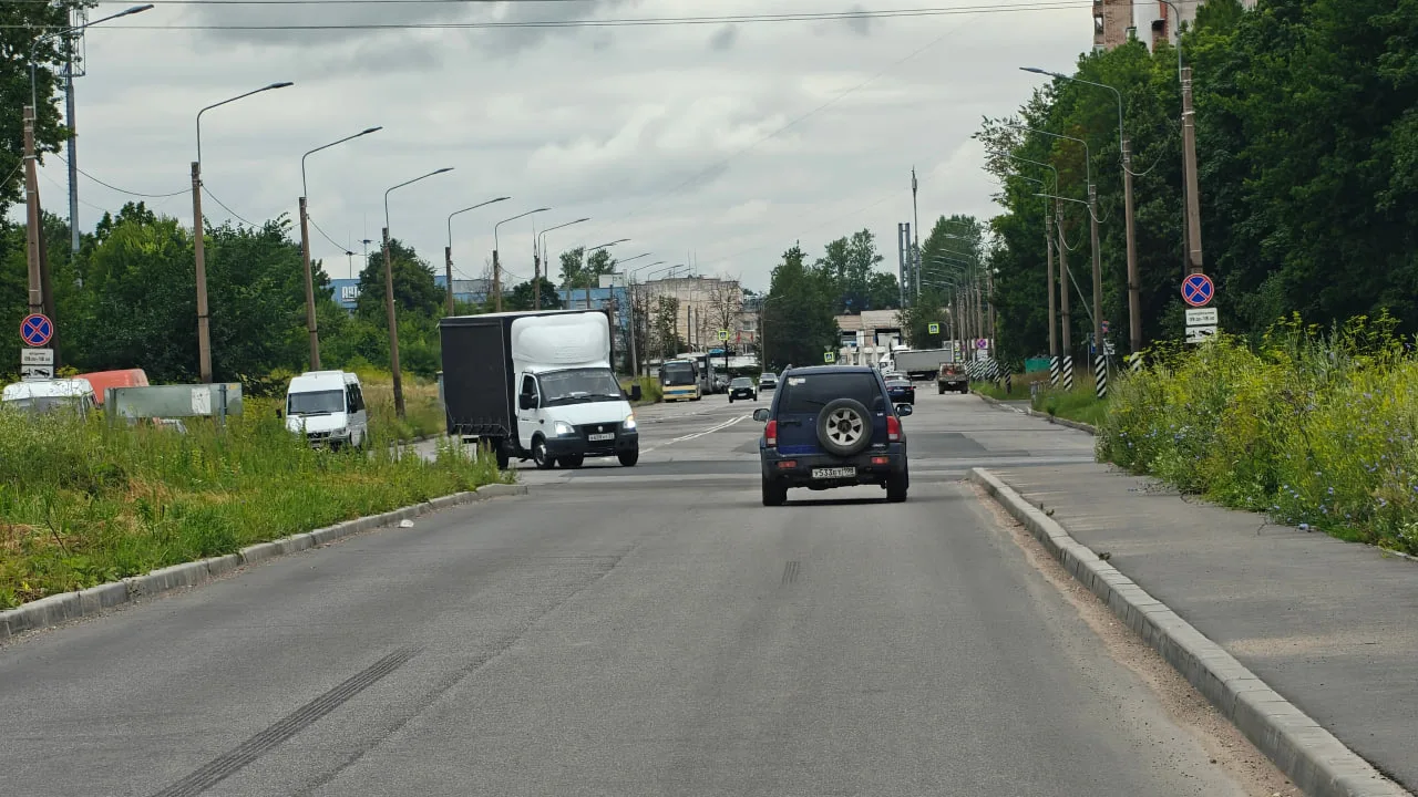 В Красном Селе, а точнее в непосредственной близости, появилась новая улица, называется она Полковая
