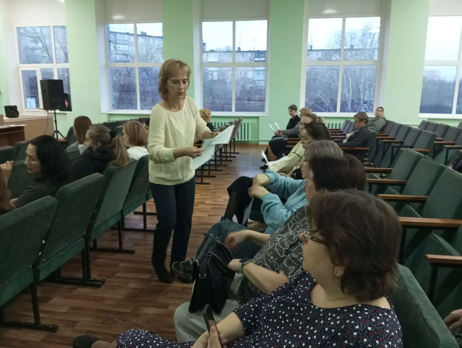 1 апреля в школе прошло   собрание для родителей обучающихся 8-х классов по теме«Как уберечь ребенка
