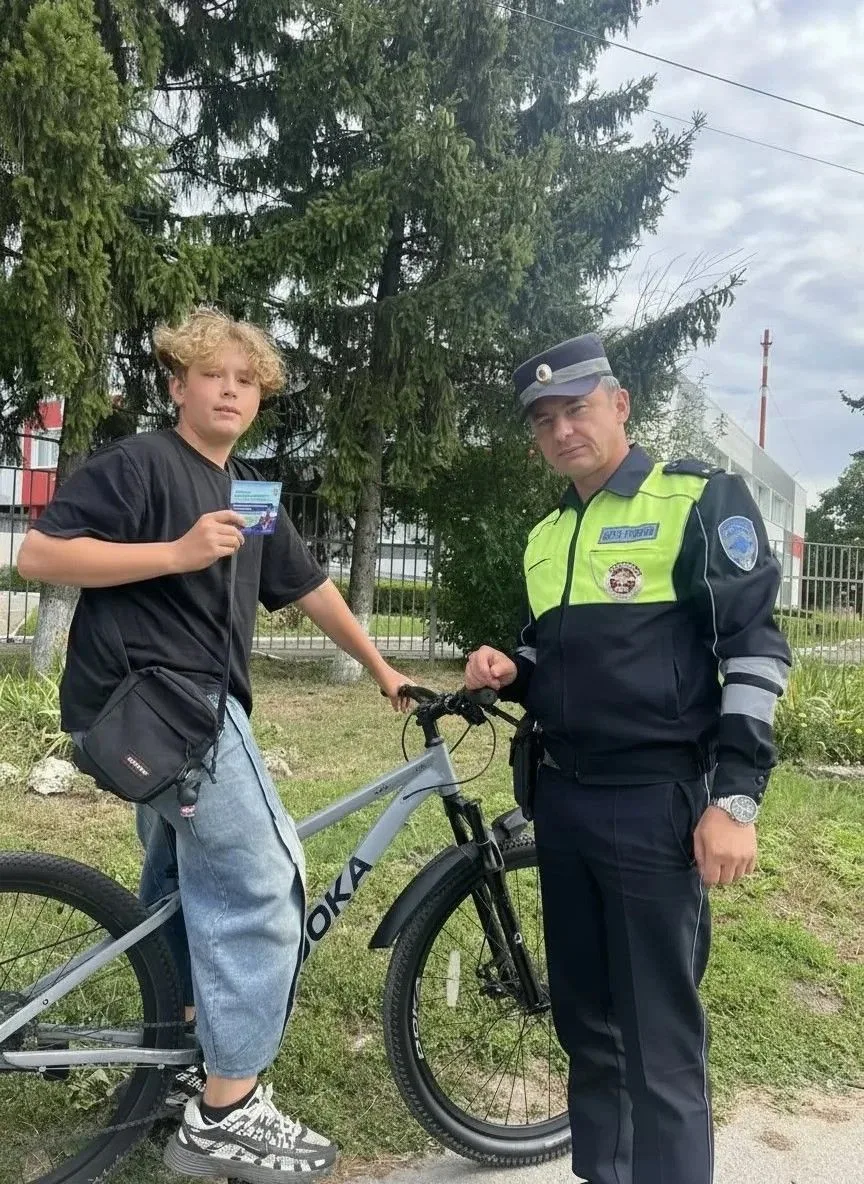 Безопасность на двух колёсах: Госавтоинспекция провела беседы с велосипедистами в Липец...