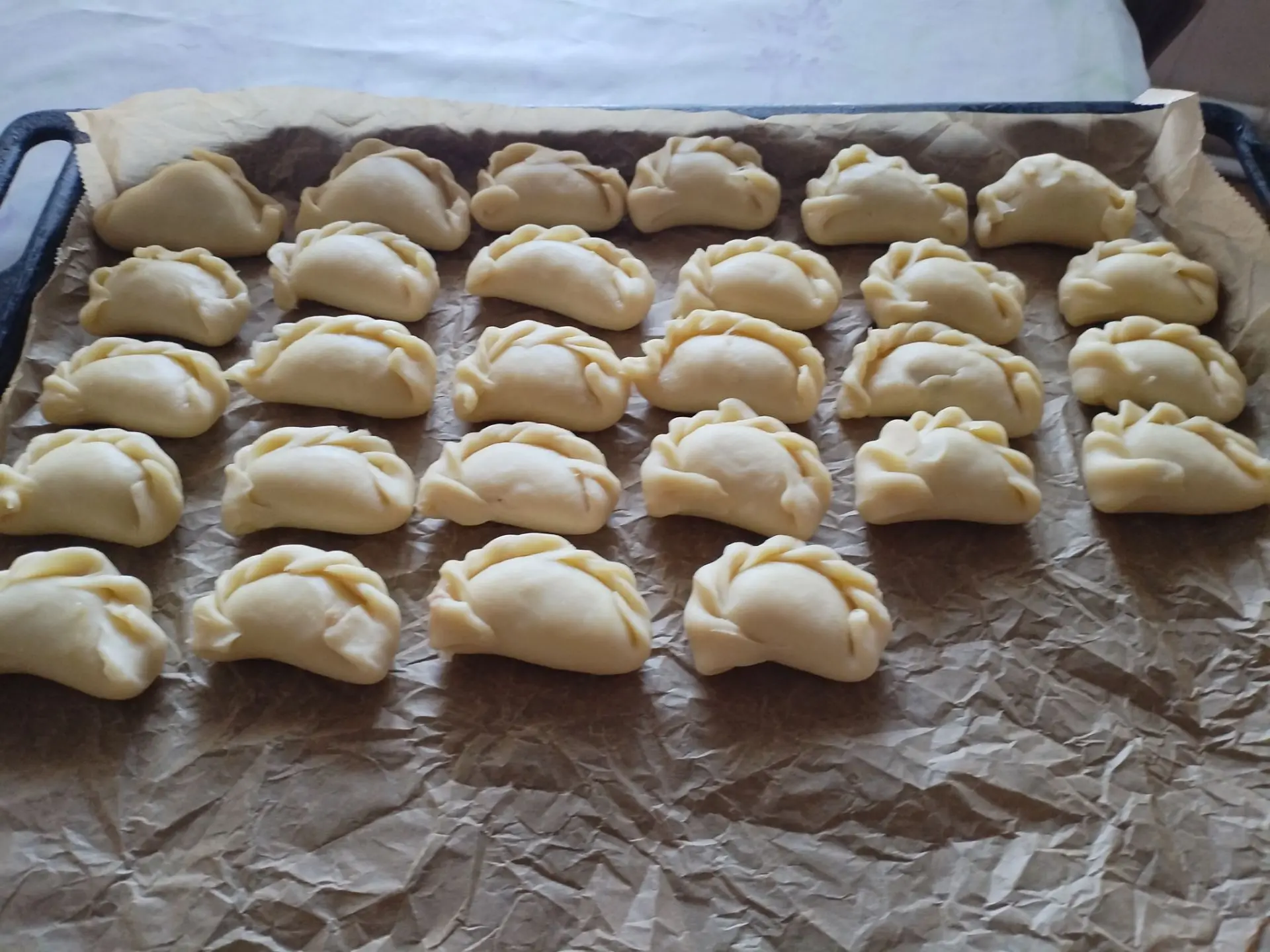 Вот они маленькие закусочные пирожки