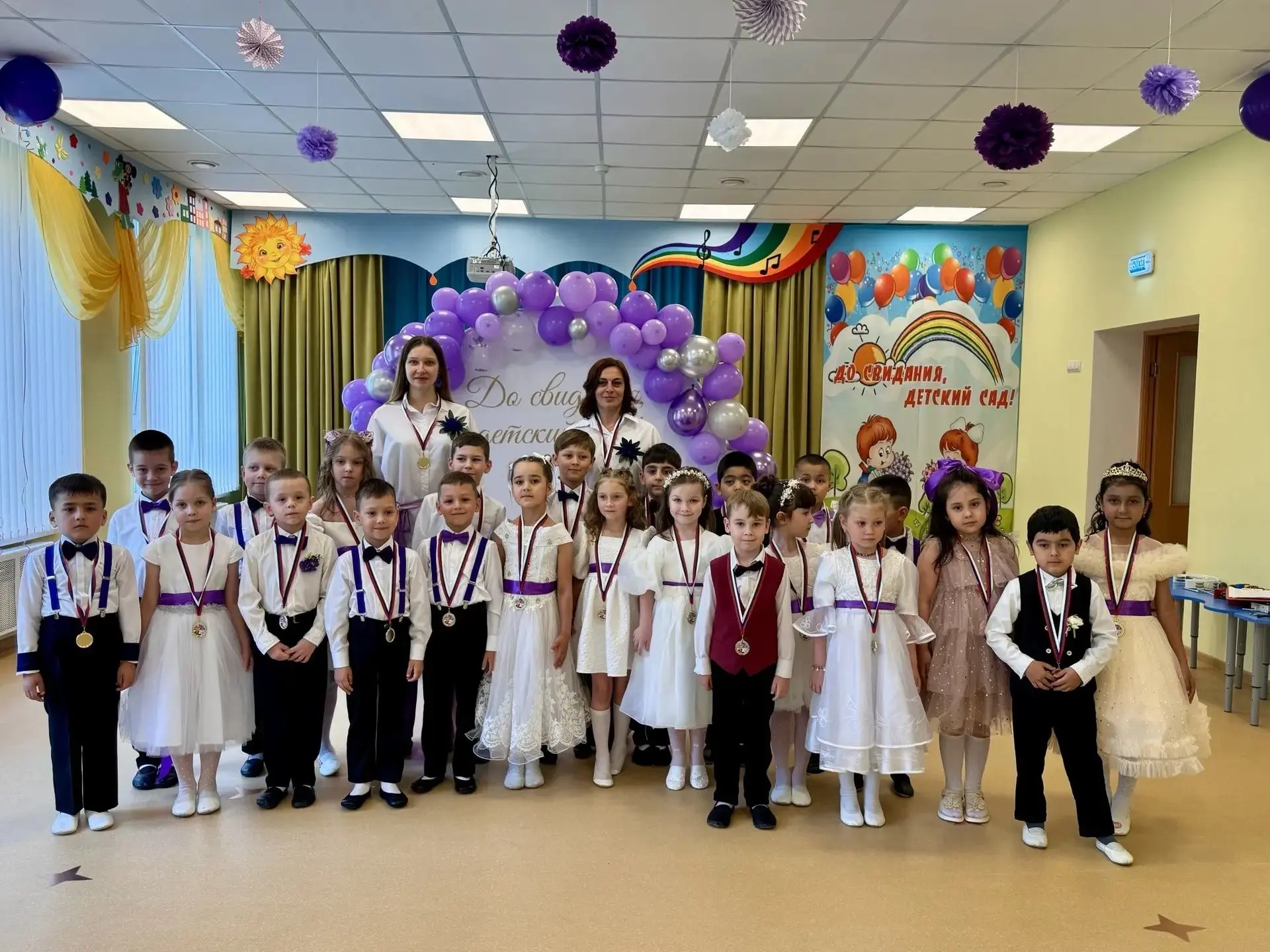 ЯРКИЕ ЗВЕЗДЫ!  🌟                                                                      ...