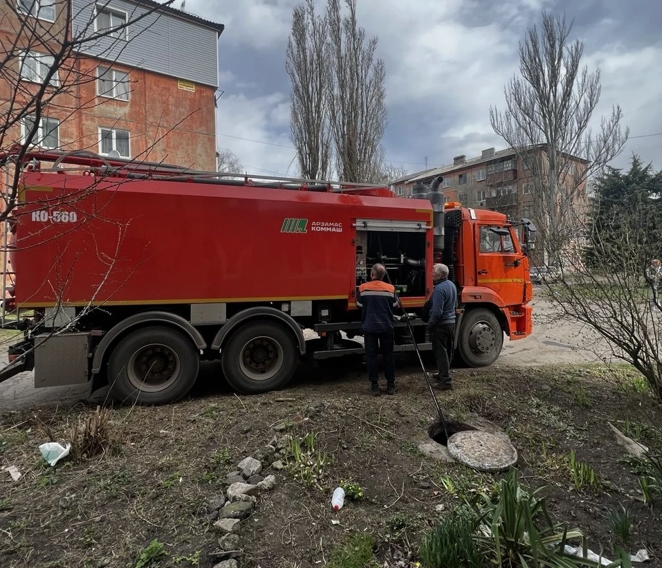 Свыше 360 инцидентов на сетях водоснабжения и водоотведения устранили в Макеевке с начала месяца  Ре
