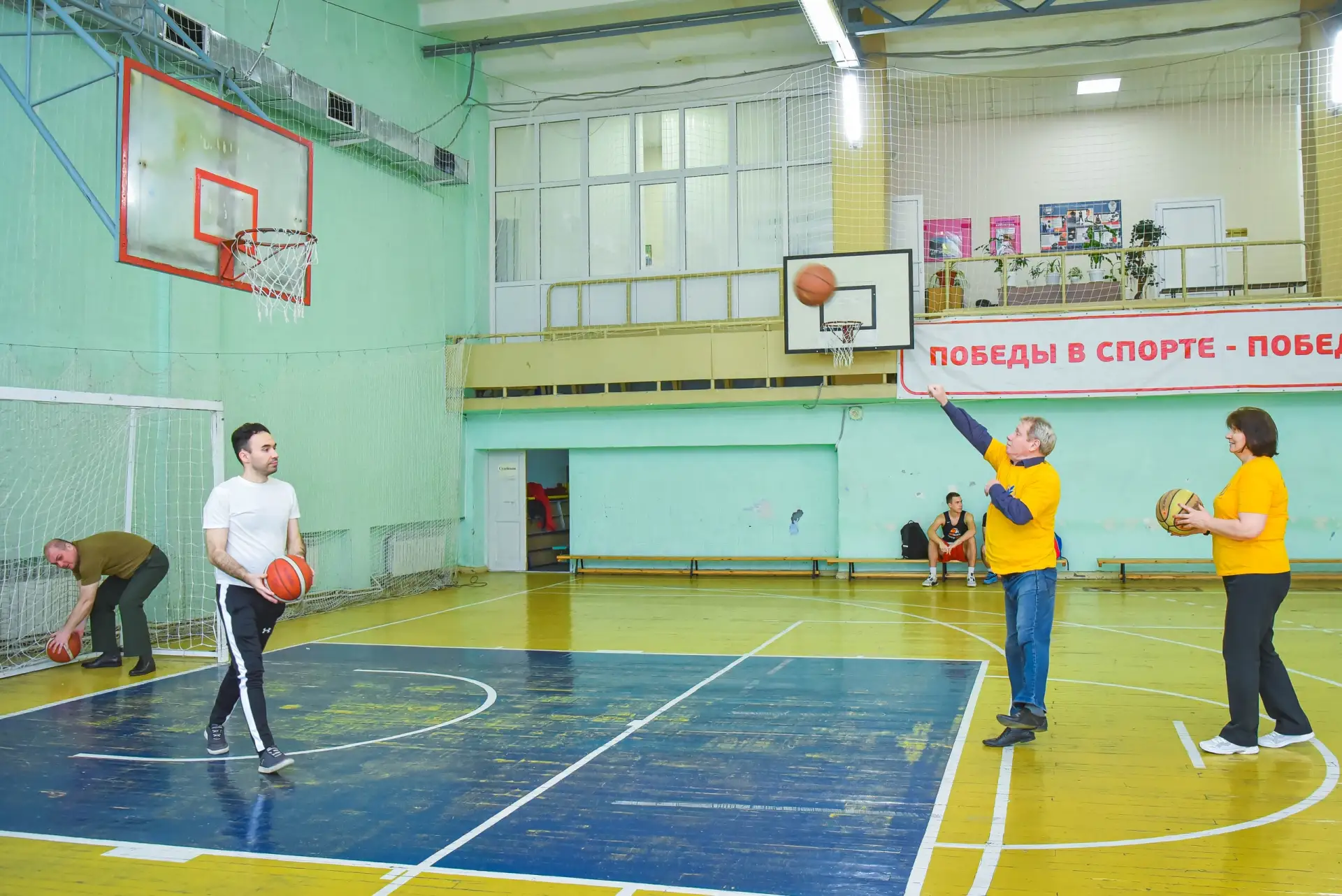 🏆  Командный задор и воля к победе: итоги спартакиады работников в НПИ   Церемония торжественного за