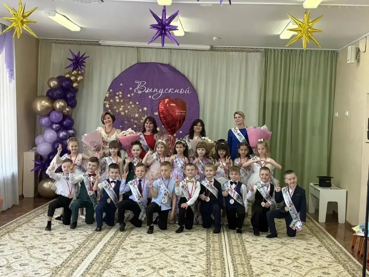 27 мая в МБОУ "Средняя общеобразовательная школа N 16" ДО 2 прошло самое важное и однов...
