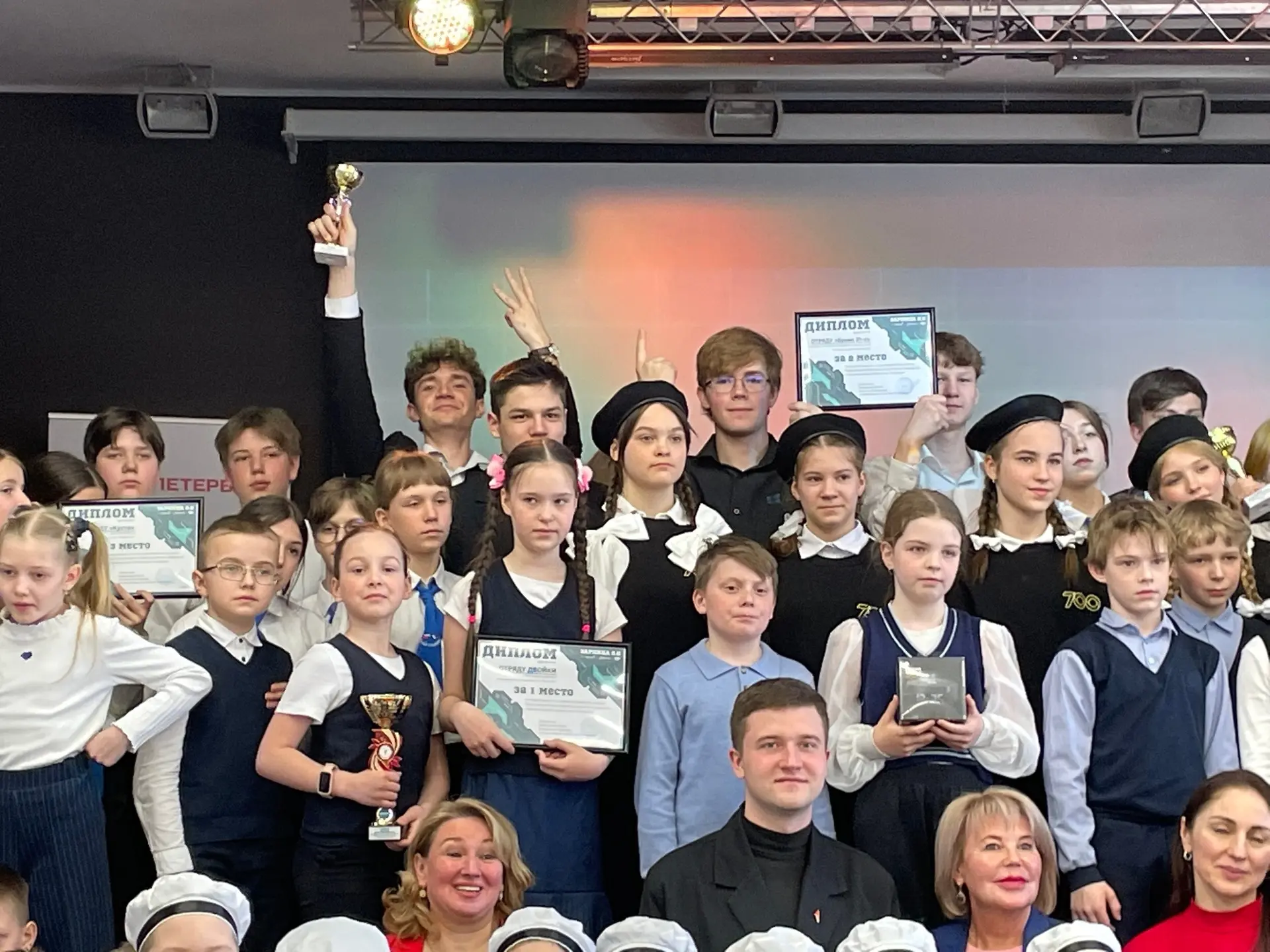 Награждение районного этапа «Зарница 2.0» 🏆  Наша команда серебряный призер!🥈Гордимся! Кузнецов Мака