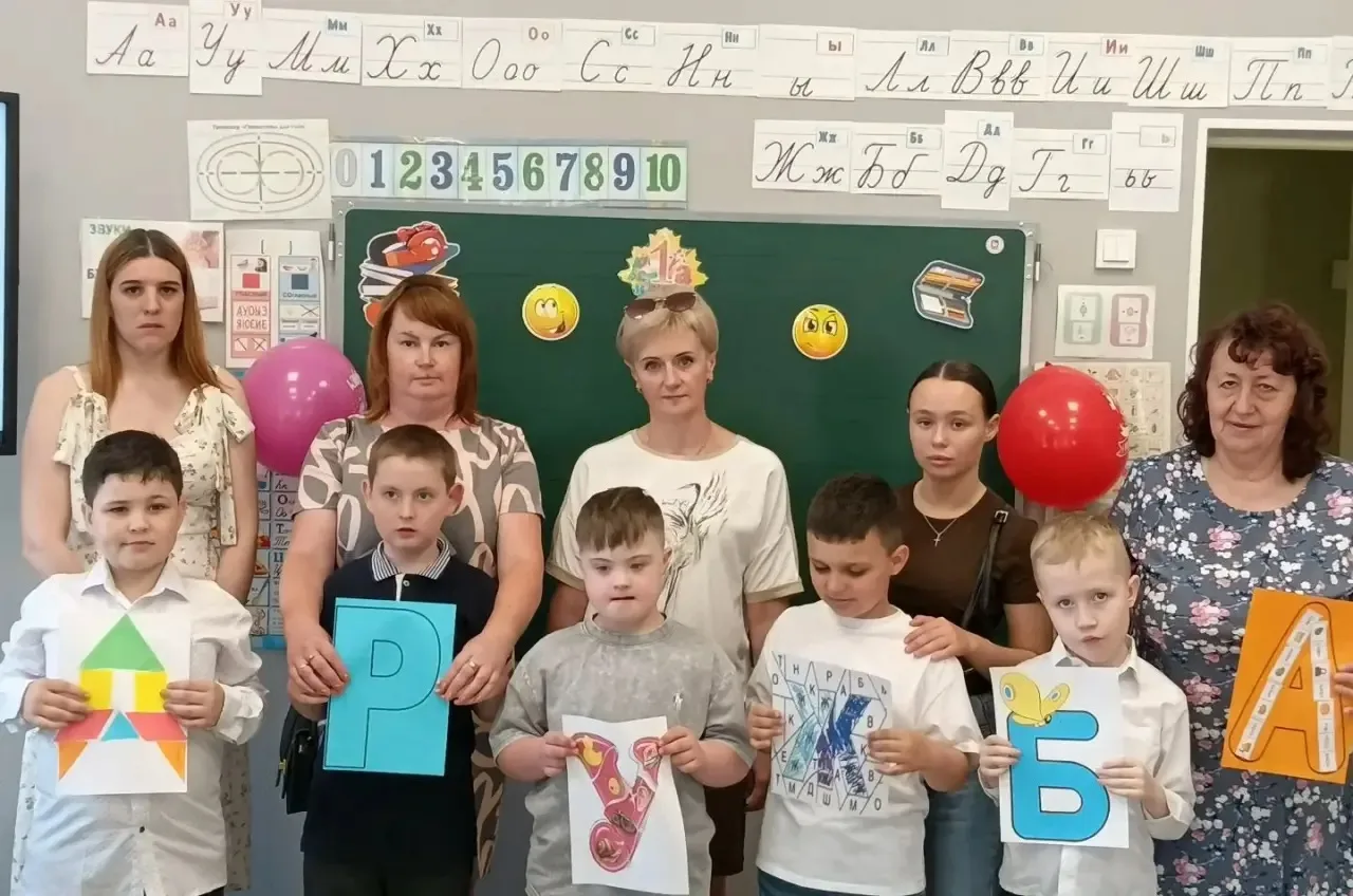 20 мая  в 1 классе прошёл праздник «Прощание с Букварем». Он был посвящён первой школьн...