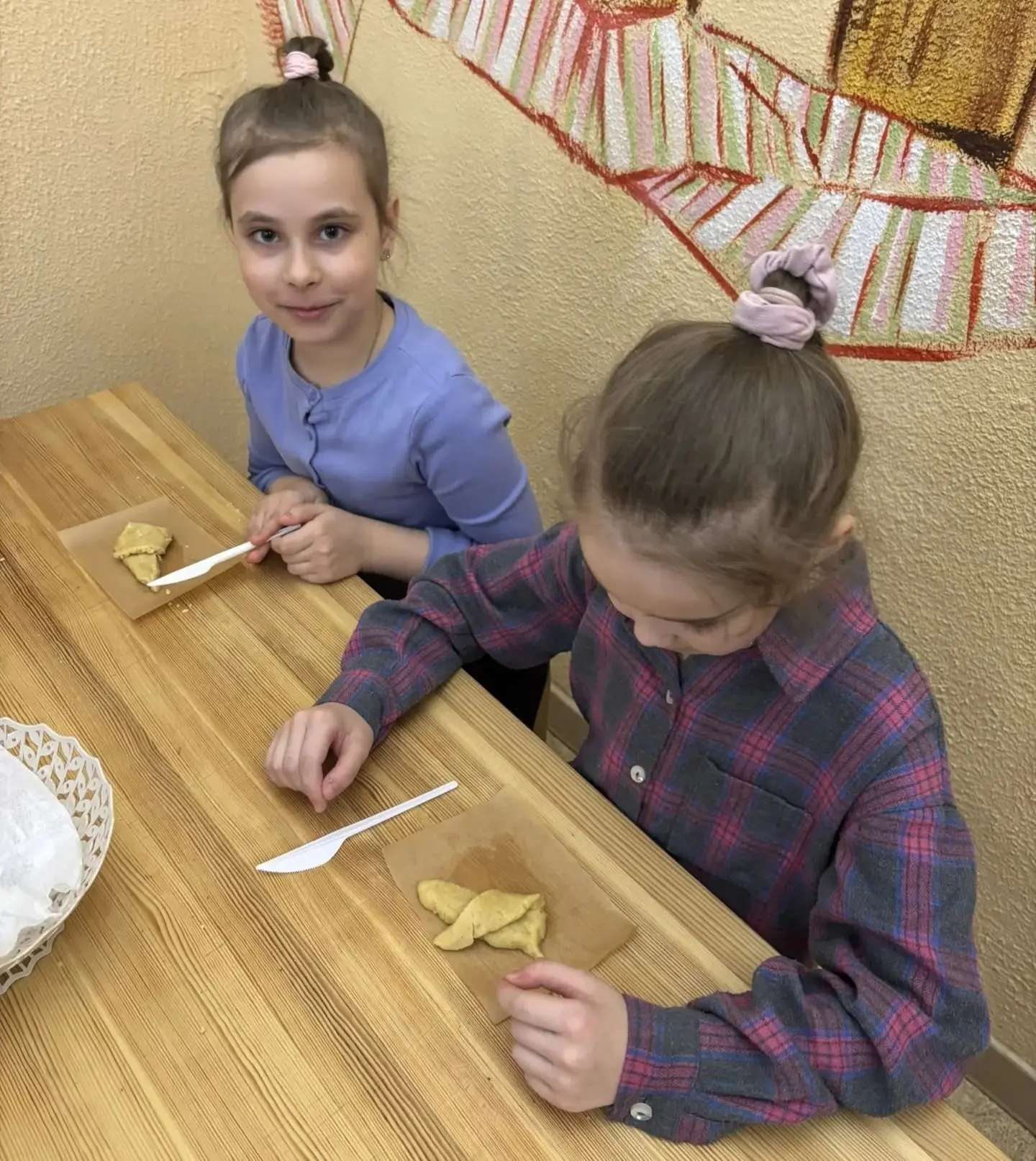 🏤👫НАШИ ПУТЕШЕСТВИЯ👫🏤  19 марта 2026 года учащиеся 1Б и 1Ж классов (классные руководители — Ситдикова