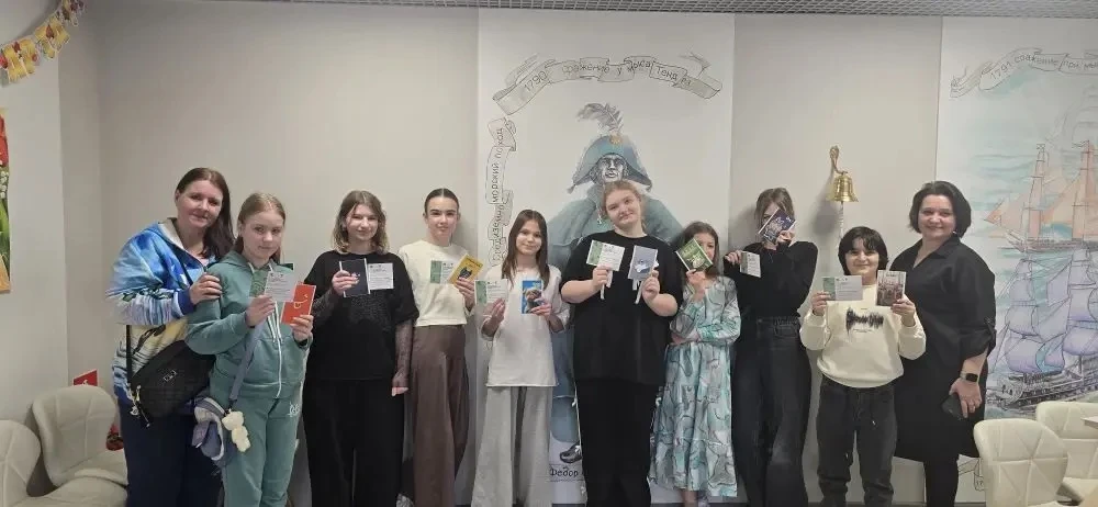 Увлекательное краеведение в библиотеке №195  👍🏻Ученики 5 «Г» класса с пользой и интересом провели вр