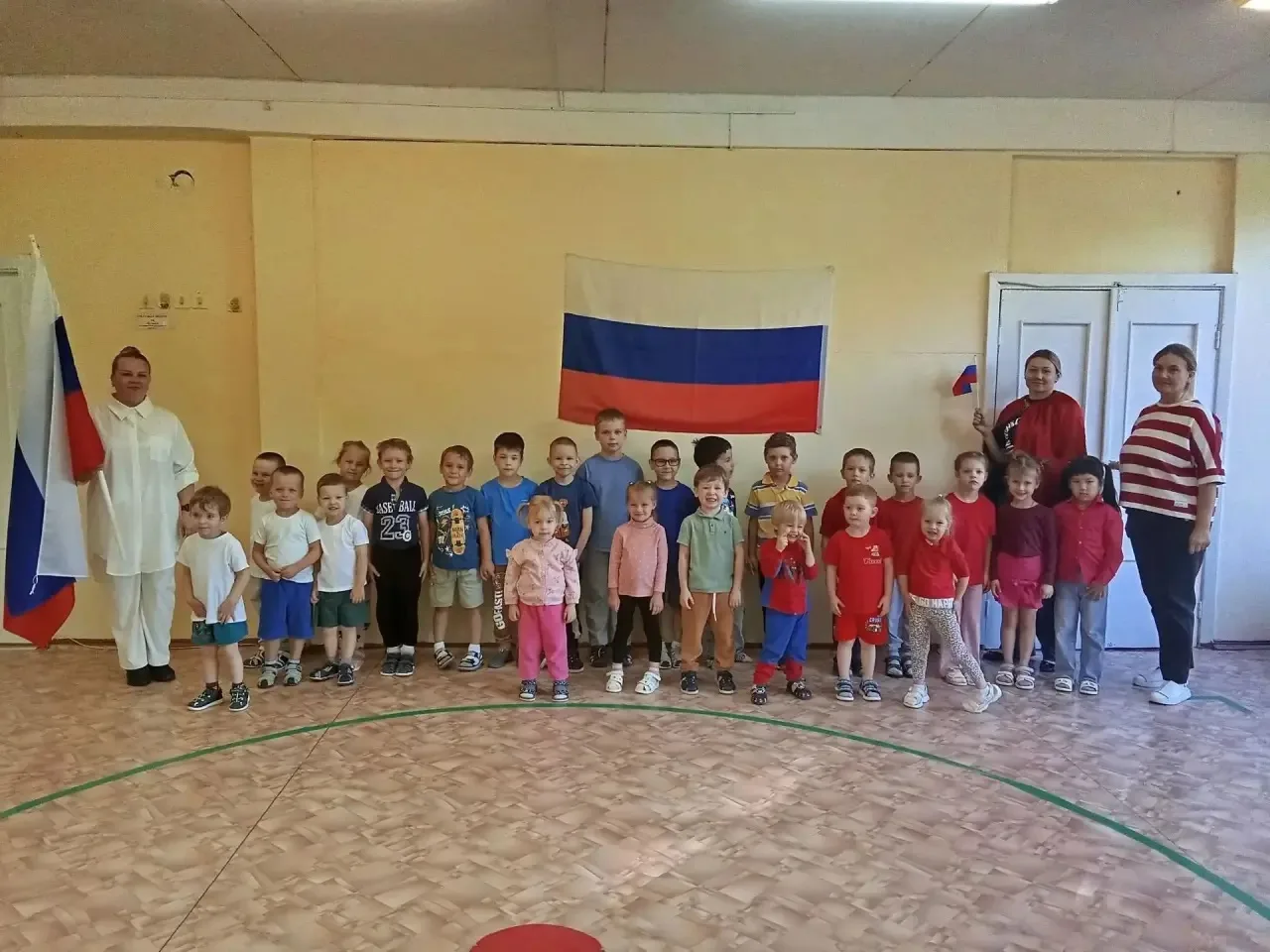 22 августа наша страна отмечает День Государственного флага России. Этот праздник симво...