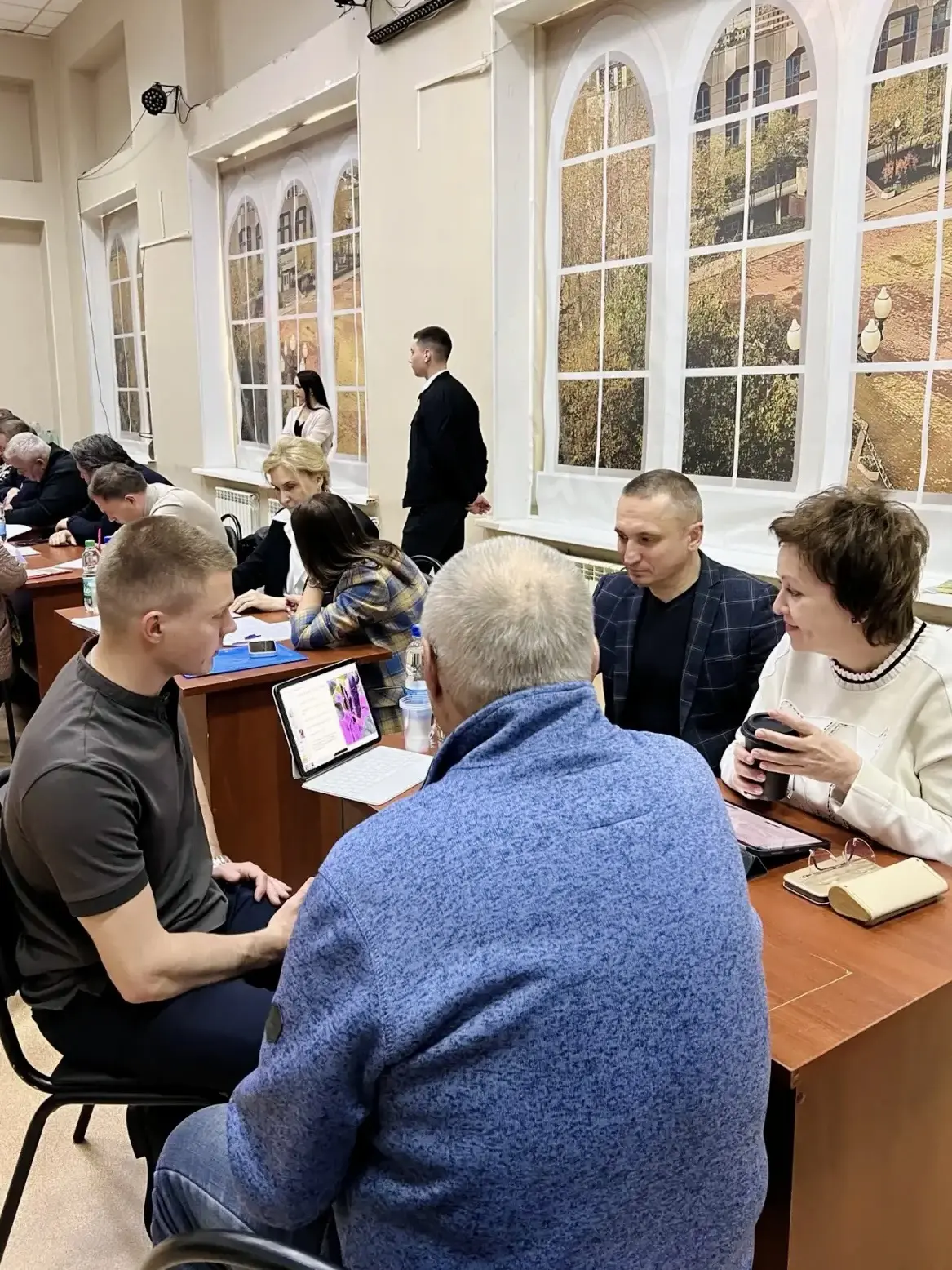 👩🏻‍💼💬 В рамках рабочей поездки в Охинский район министр сельского хозяйства и торговли Инна Павл