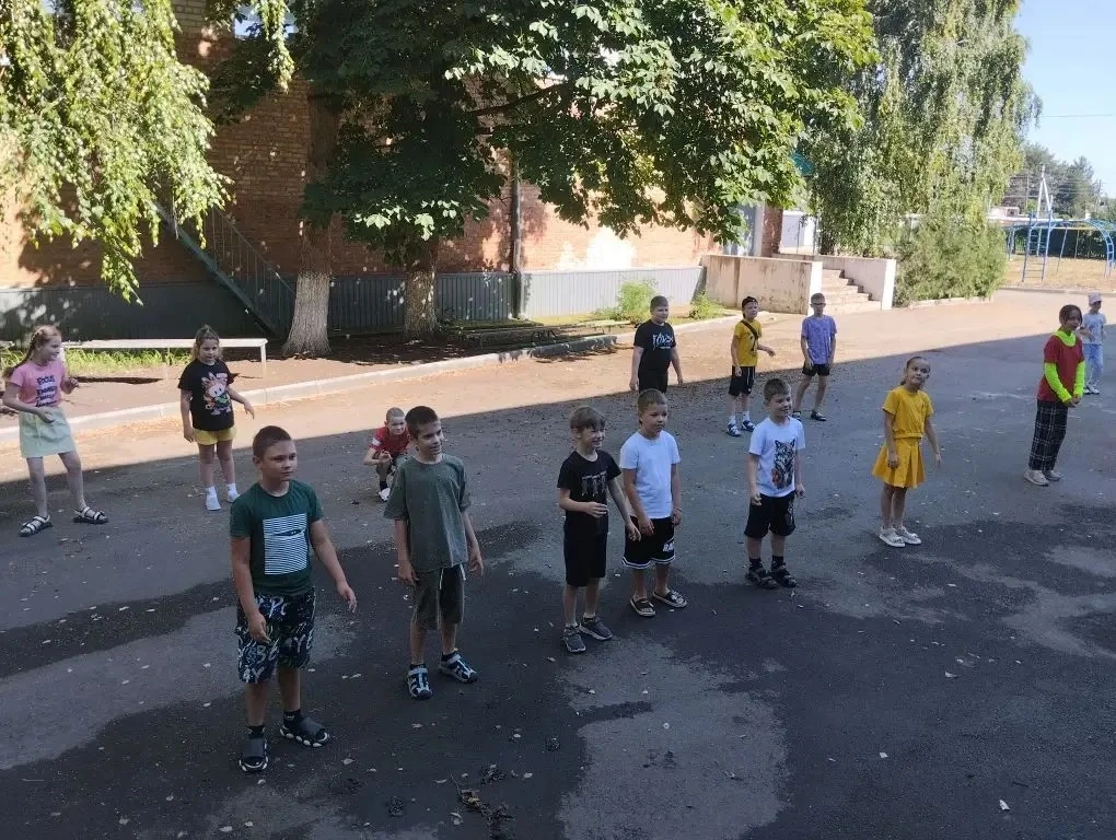 15 июня
🎶⛹️‍♂️Ещё один день из жизни нашего лагеря: музыка, безопасность и рекорды!
Как здорово, чт