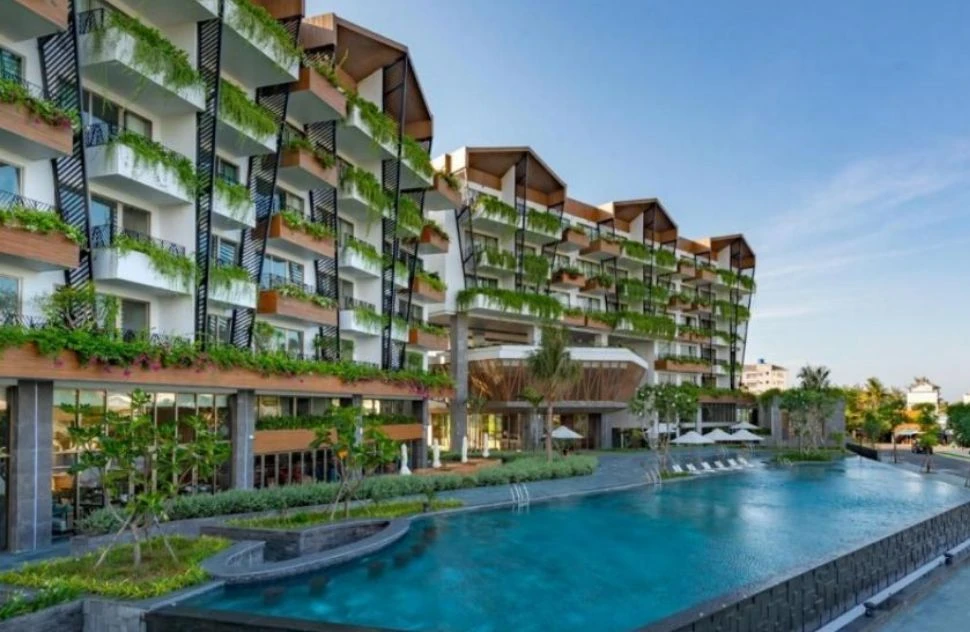 🌴 РАЙ ЗА 173 900 ₽ НА ДВОИХ! ГОРЯЩИЙ ТУР ВО ВЬЕТНАМ 🔥

Отель Bellerive Hoi An Hotel & Spa 5* — это