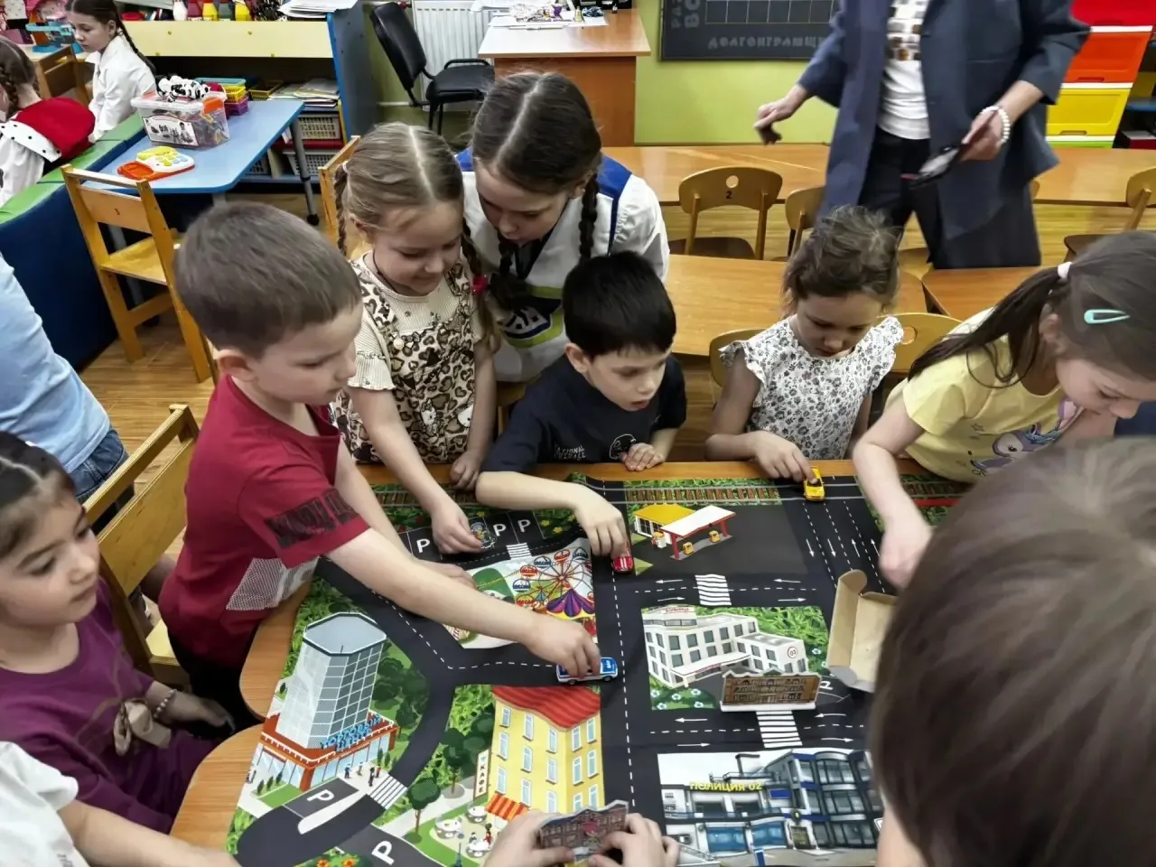НАШИ #ЮИД #БезопасностьДорожногоДвижения #ШкольнаяЖизнь  Отряд ЮИД «Зелёная Волна» МАОУ «СОШ №10» пр