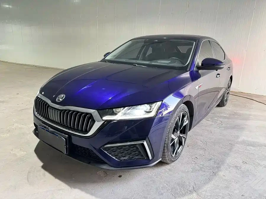 📊 Skoda Octavia 2022 PRO TSI280 Luxury Edition