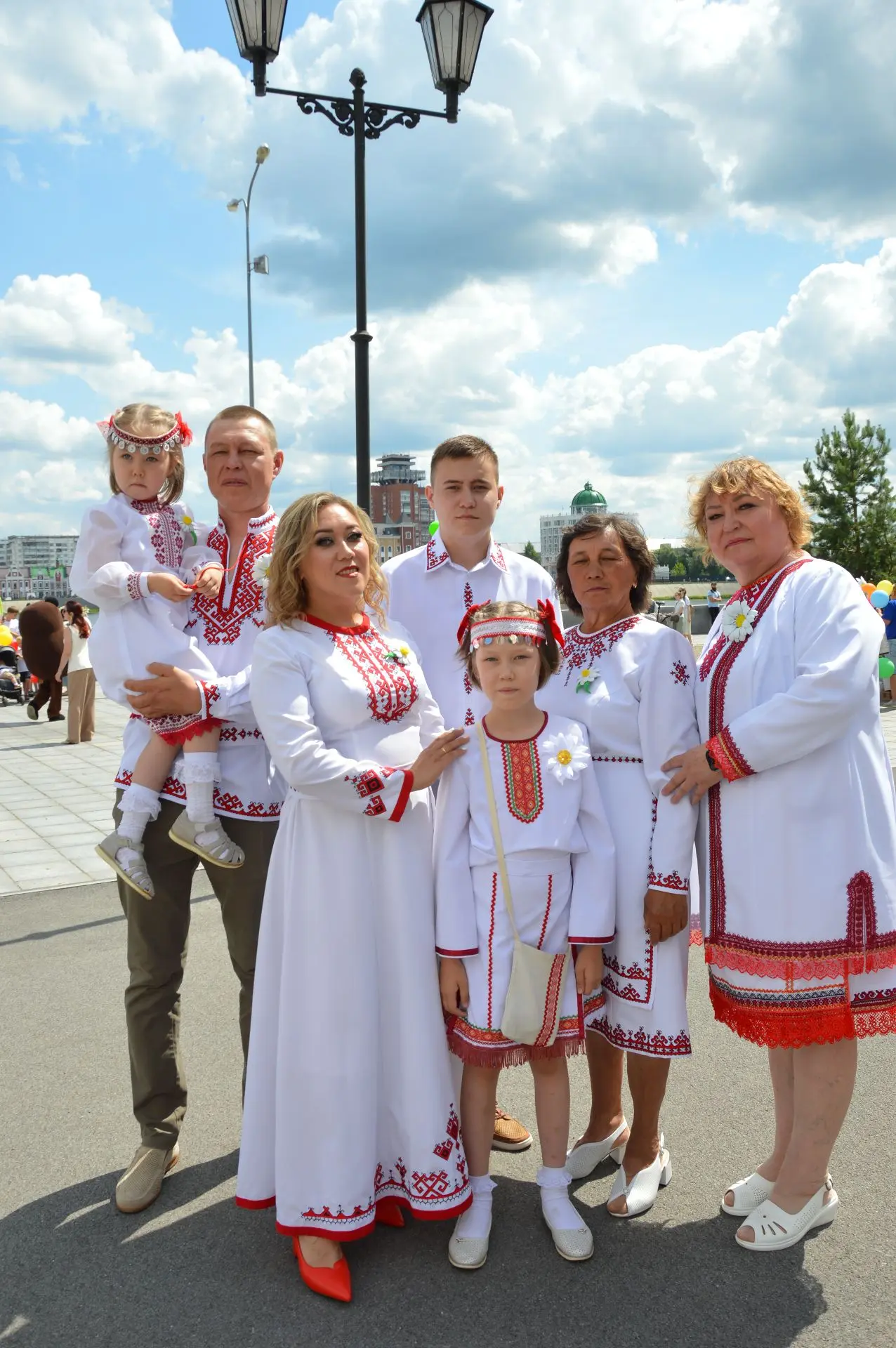 Поздравляю семью Завойскиных из Йошкар-Олы с победой на Всероссийском конкурсе «Семья года – 2026»!
