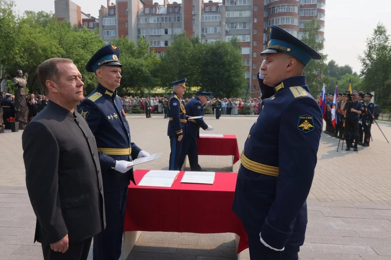 Рабочий визит заместителя председателя Совета Безопасности России Дмитрия Медведева в К...