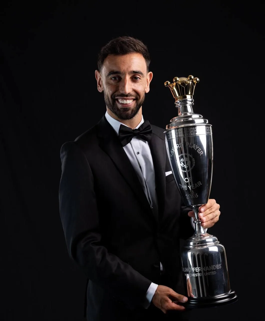 ⚽️ Бруну Фернандеш стал лучшим игроком АПЛ-2025/26 по версии PFA!