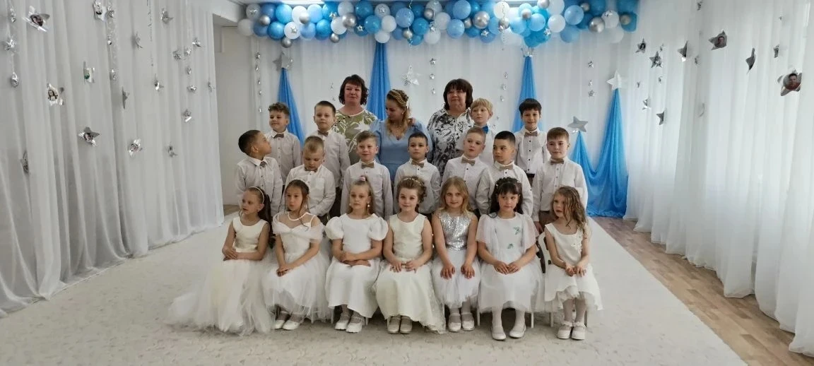 🎉 «Звёздный выпуск‑2026» прошёл ярко и незабываемо! 🎉

💫 Что было в этот день в детском саду - сп