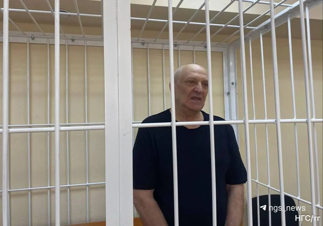 9 лет колонии строгого режима отцу за убийство сына 

В Новосибирске суд приговорил 43-летнего Ашота