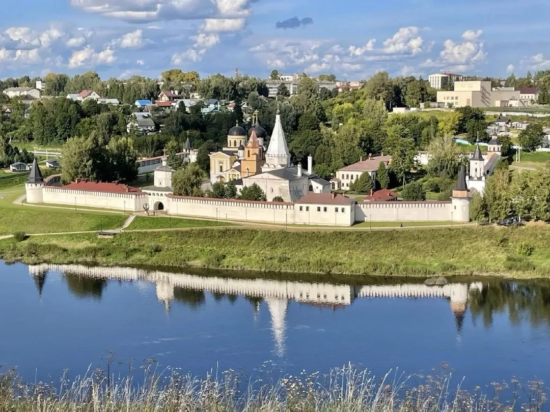 💬Осень уже печатает, а мы провожаем лето красиво!