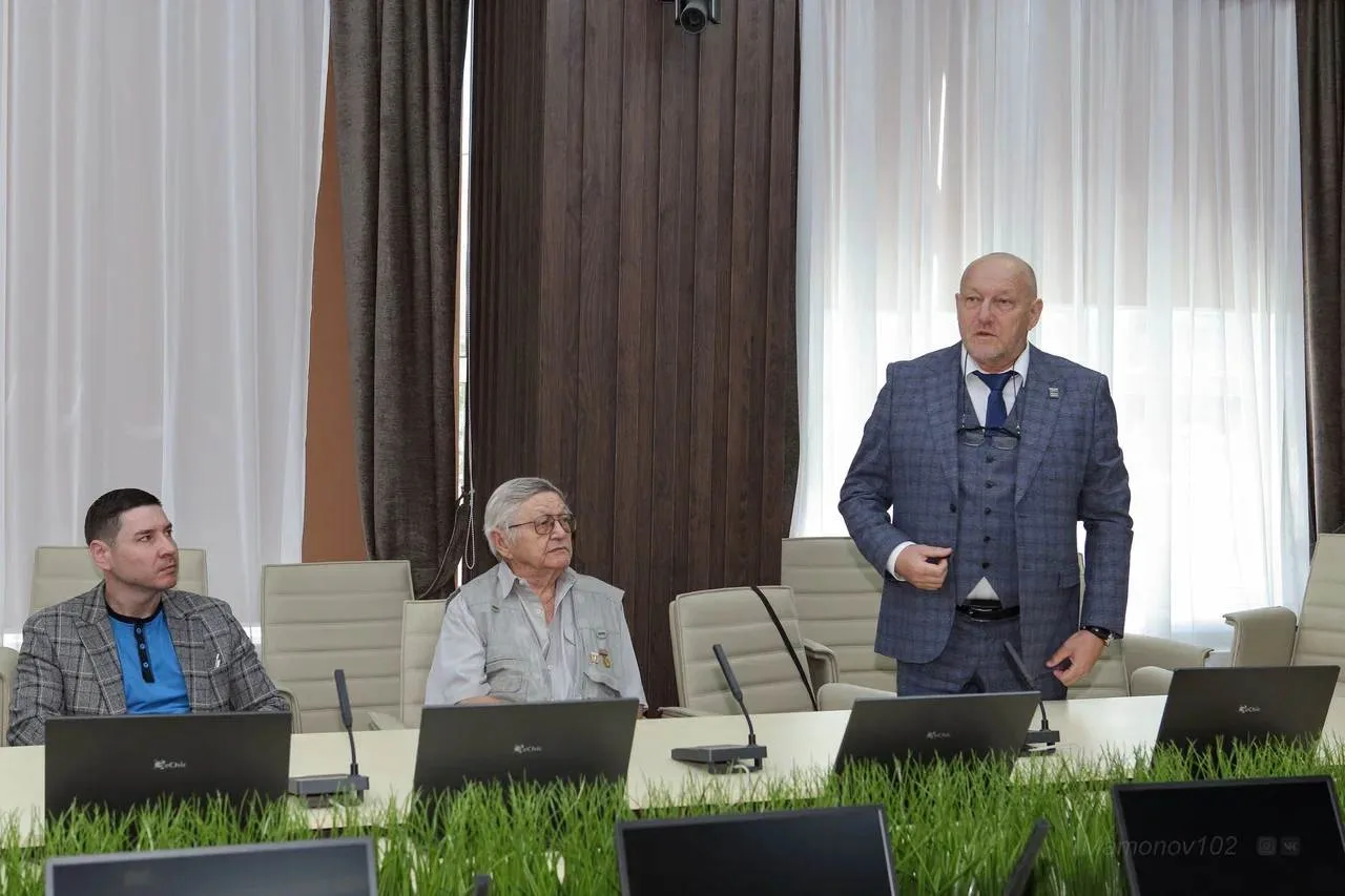 🌀В БашГАУ вручили дипломы инструкторам по водному туризму  26 мая в Башкирском ГАУ завершилось обуче