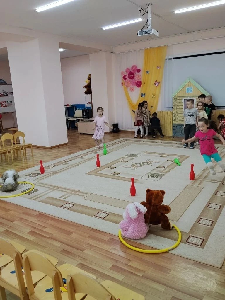 Җирдә кеше тормышы күбесенчә әйләнә-тирә мохиткә бәйле: чиста һава, су, урман, туфрак. ...