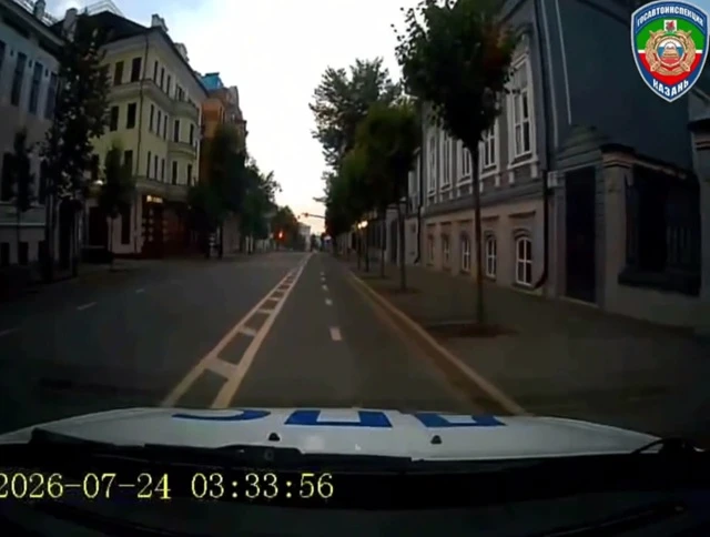 🙏🏼В Казани полицейские помогли беременной женщине вовремя добраться до роддома

Рано утром 24 июля