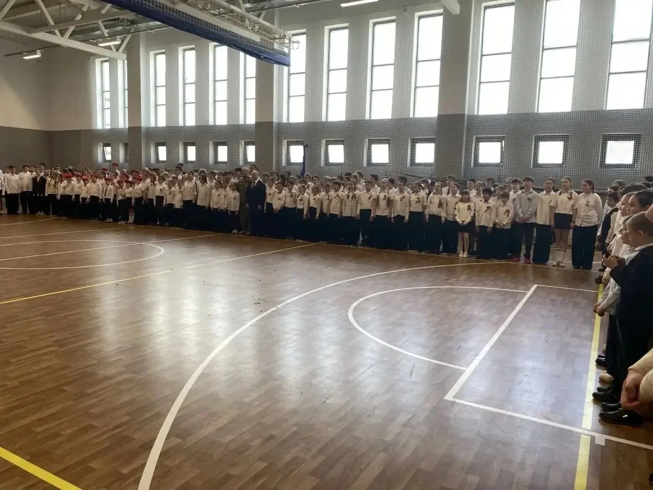 Сегодня особенный день — ученики нашего образовательного комплекса вступили в ряды «Юнармии»! Церемо