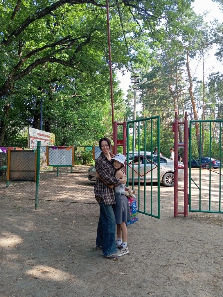 Ура-ура-ура!!! В нашем лагере Родительский день!!! Наконец-то приехали родители наших ребят . Ребята