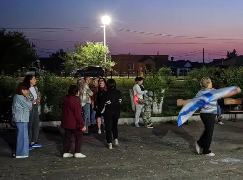 🎉Под флагом радости, торговли и ВМФ!

💥💃🕺25 июля площадь Славянского Дома культуры не просто гуд