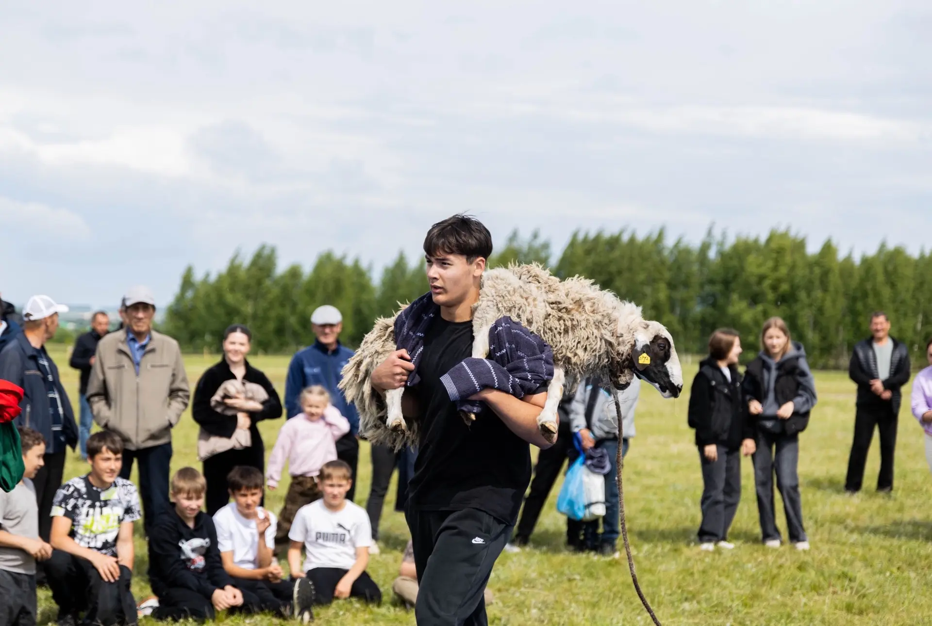 🤼‍♂️ Корэш на районном Сабантуе: определены сильнейшие!

Одним из самых зрелищных событий районного
