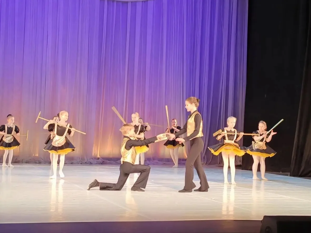 ОТЧЁТНЫЙ КОНЦЕРТ АНСАМБЛЯ «ШАНС»  🎶💫️ 11 мая на сцене Культурного центра ЗИЛ зажглись новые звёзды! 