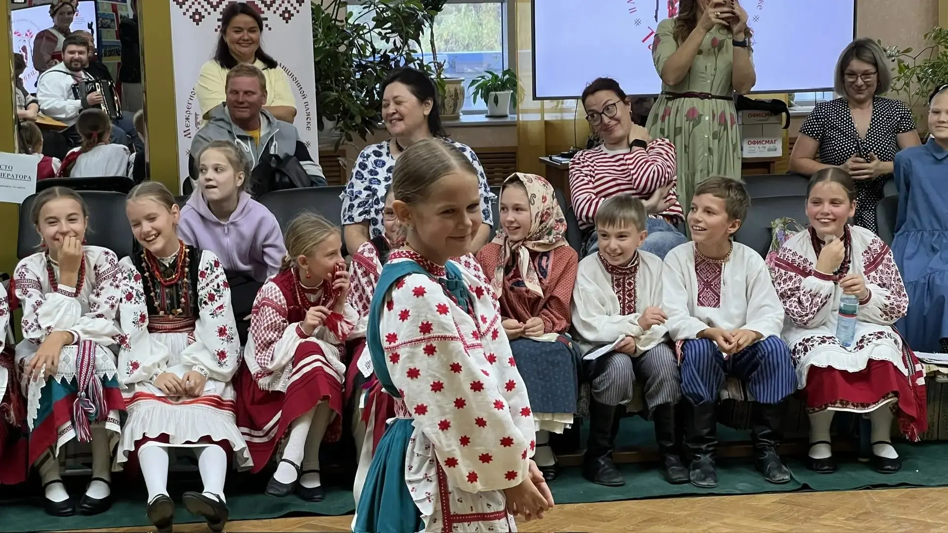 💃 Брянск собрал лучших исполнителей традиционной пляски из разных уголков России