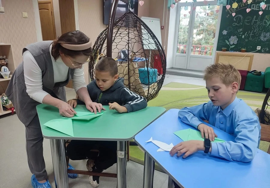 📅Сотрудники библиотеки-филиала №2 им. Е.И. Носова побывали в гостях у ребят из Курског...