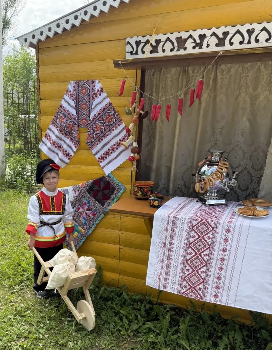 ✨Детский сад принял участие в городском конкурсе тематических фотозон "Навстречу юбилею", посвященно