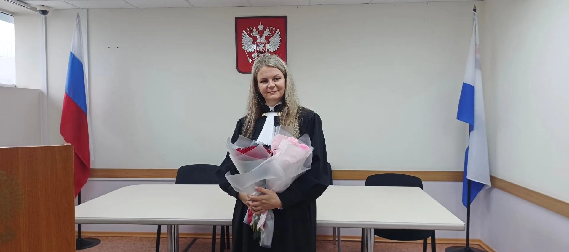 Вновь назначенный  мировой судья приняла присягу