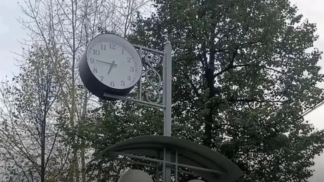 В Томске между третьим и пятым корпусами Политехнического университета вновь появились ...
