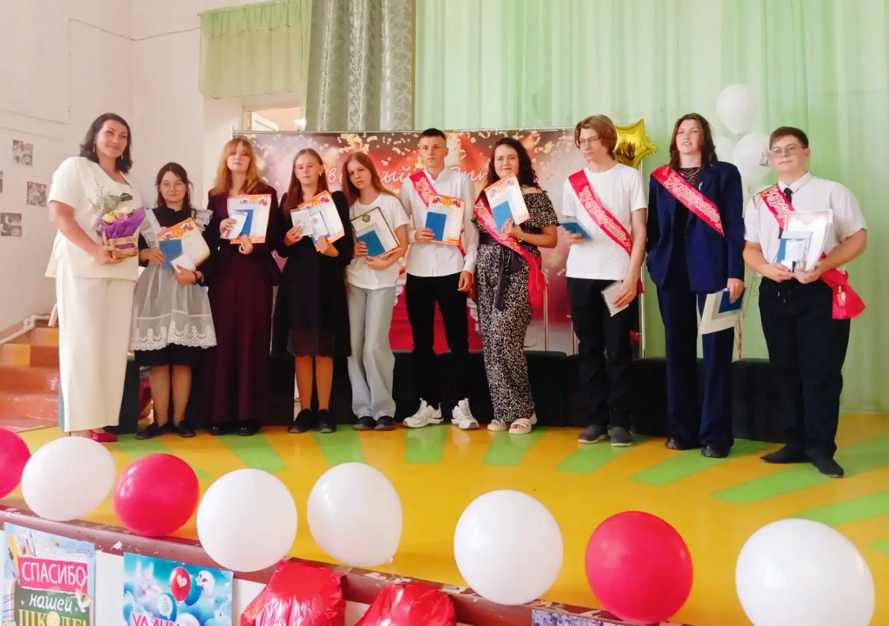 💥 25 и 26 июня состоялась долгожданная торжественная церемония вручения аттестатов выпускникам 9-х 