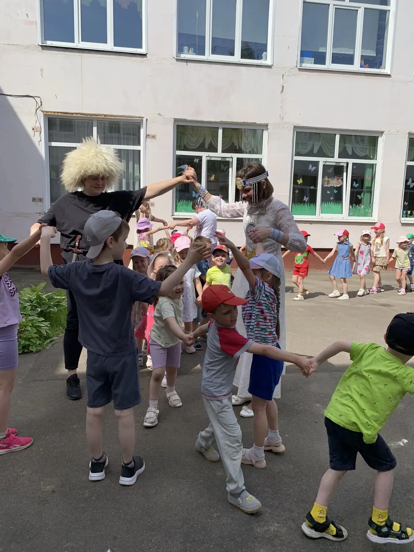 🎉 С Днём России, наши маленькие патриоты и их родители! 🎉