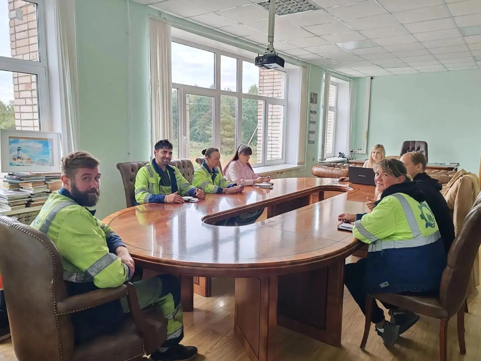 🌲Кадровый центр Подпорожья продолжает укреплять партнерство с ключевыми работодателями...