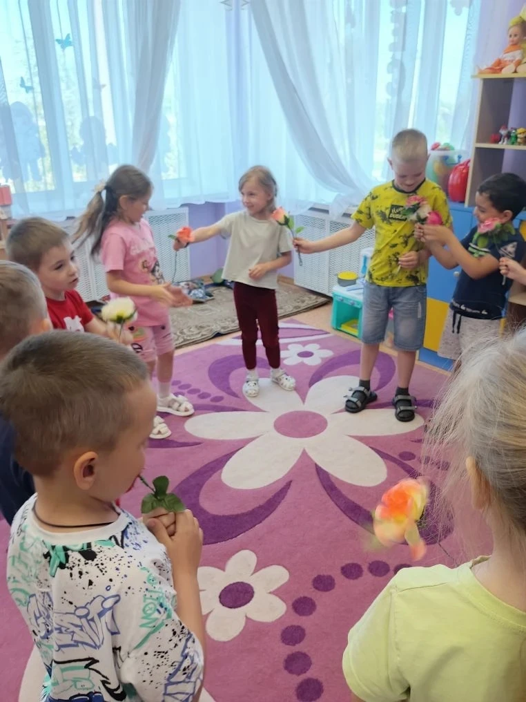 🌹Зовут меня розой.