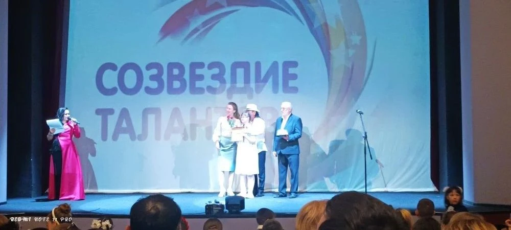 🌟 Поздравляем нашу звездочку Полину, ученицу 8 класса, с блестящей победой в Основном ...