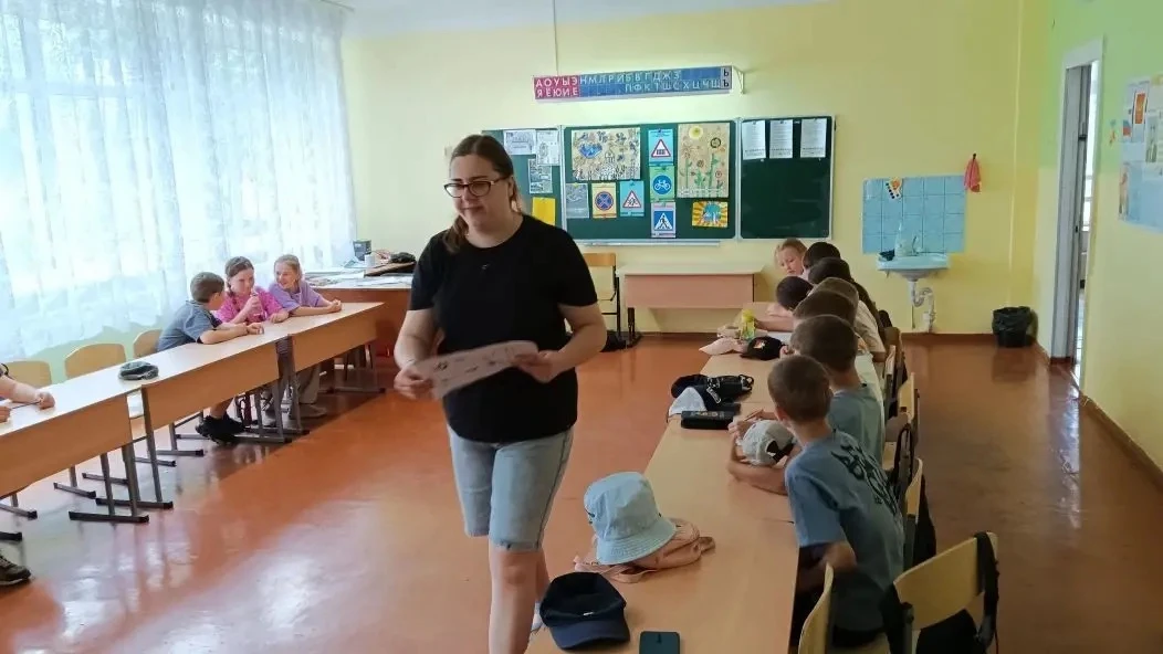 🎉 День в лагере удался на славу! 🎉

Сегодня наши весёлые ребята отправились в увлекательное путеше