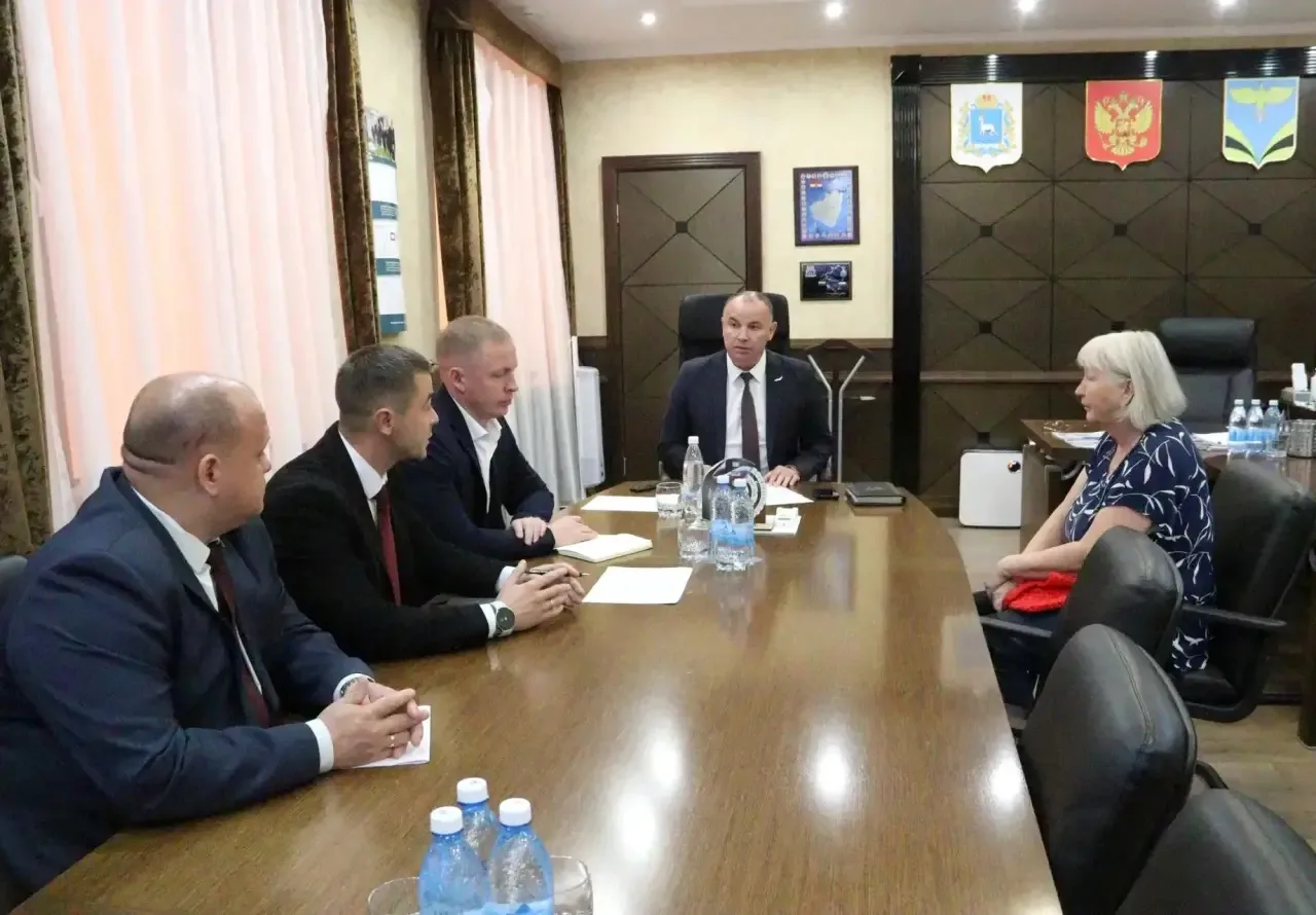 Сегодня Глава района Дмитрий Леонидович Вавилов провёл личный приём граждан.