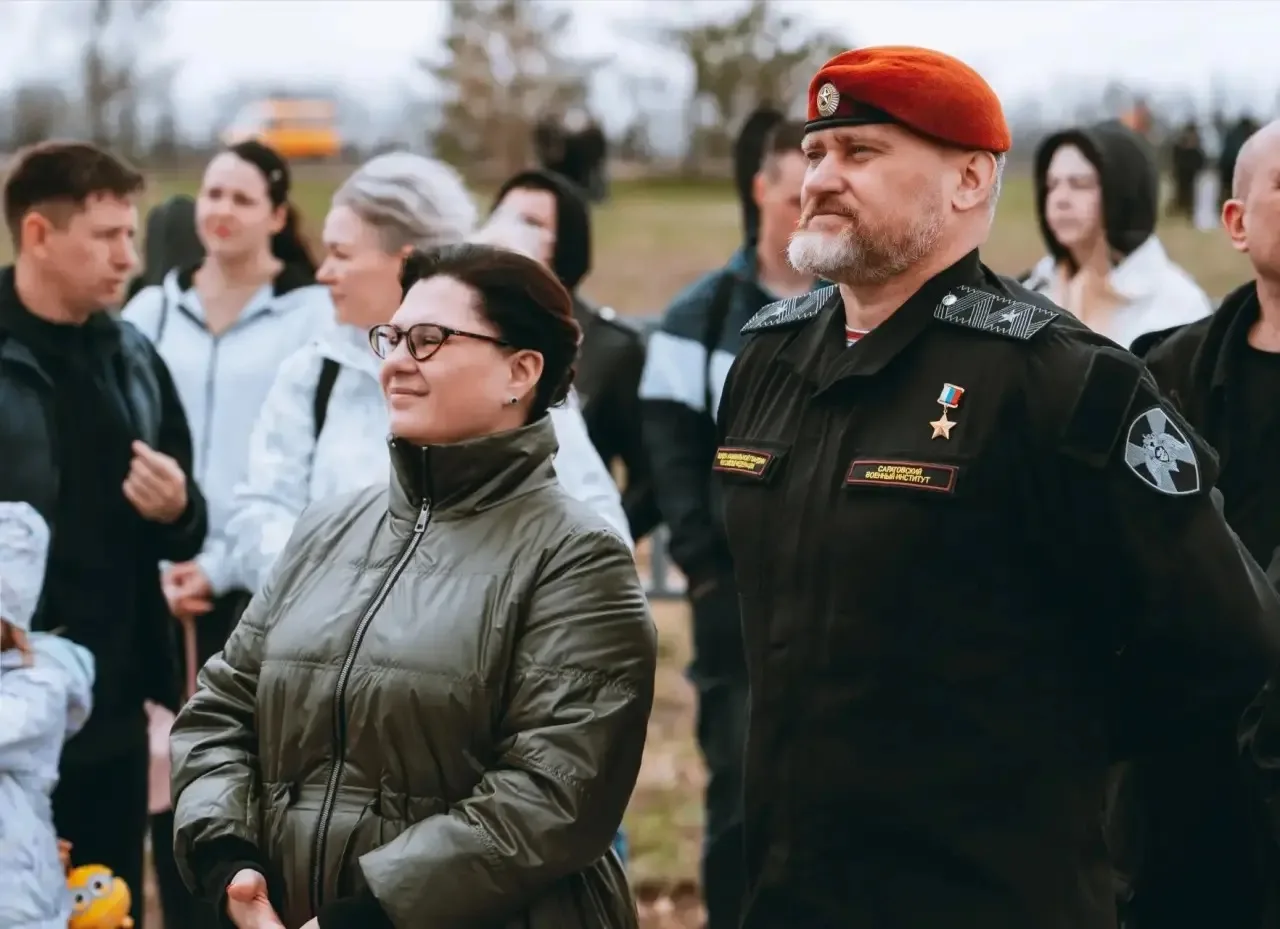«Космическая любовь»: сегодня в Парке покорителей космоса прошла церемония бракосочетания курсанта С