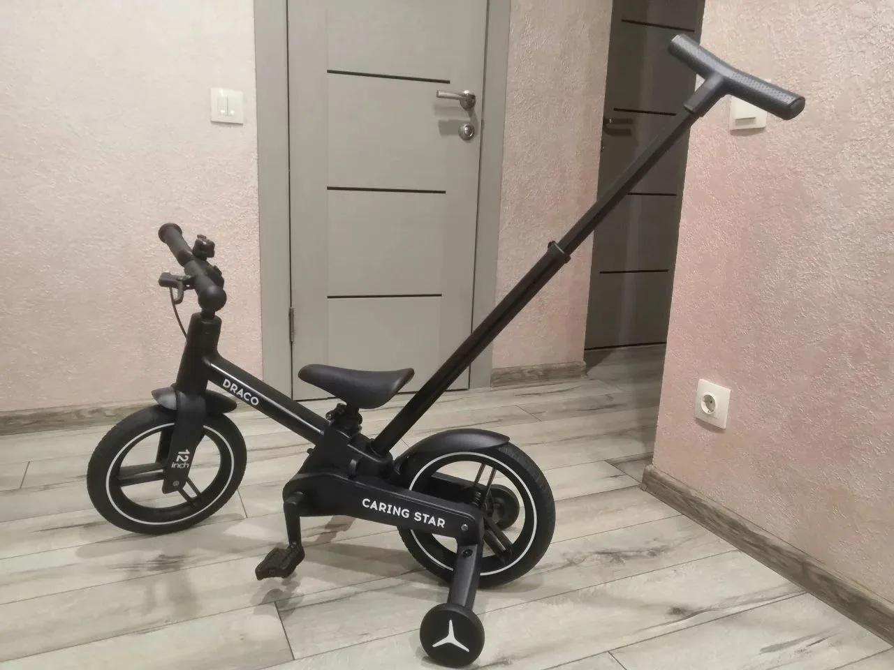 Продам Беговел цена 7900 р